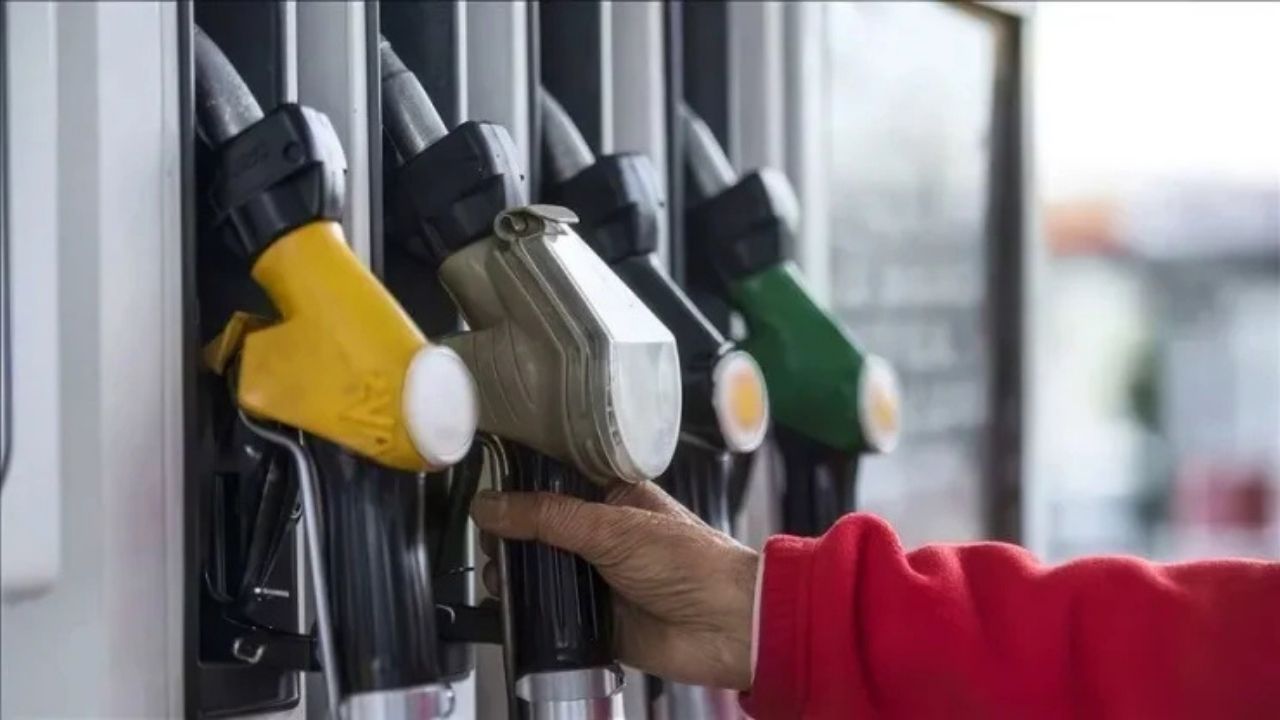 Motorine 4,95 Lira İndirim Bekleniyor: Güncel Akaryakıt Fiyatları