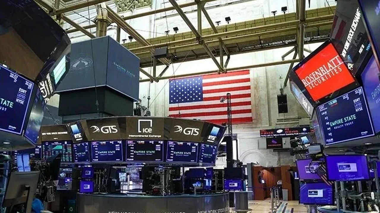 New York Borsası Teknoloji Hisseleriyle Yükselişle Günü Tamamladı