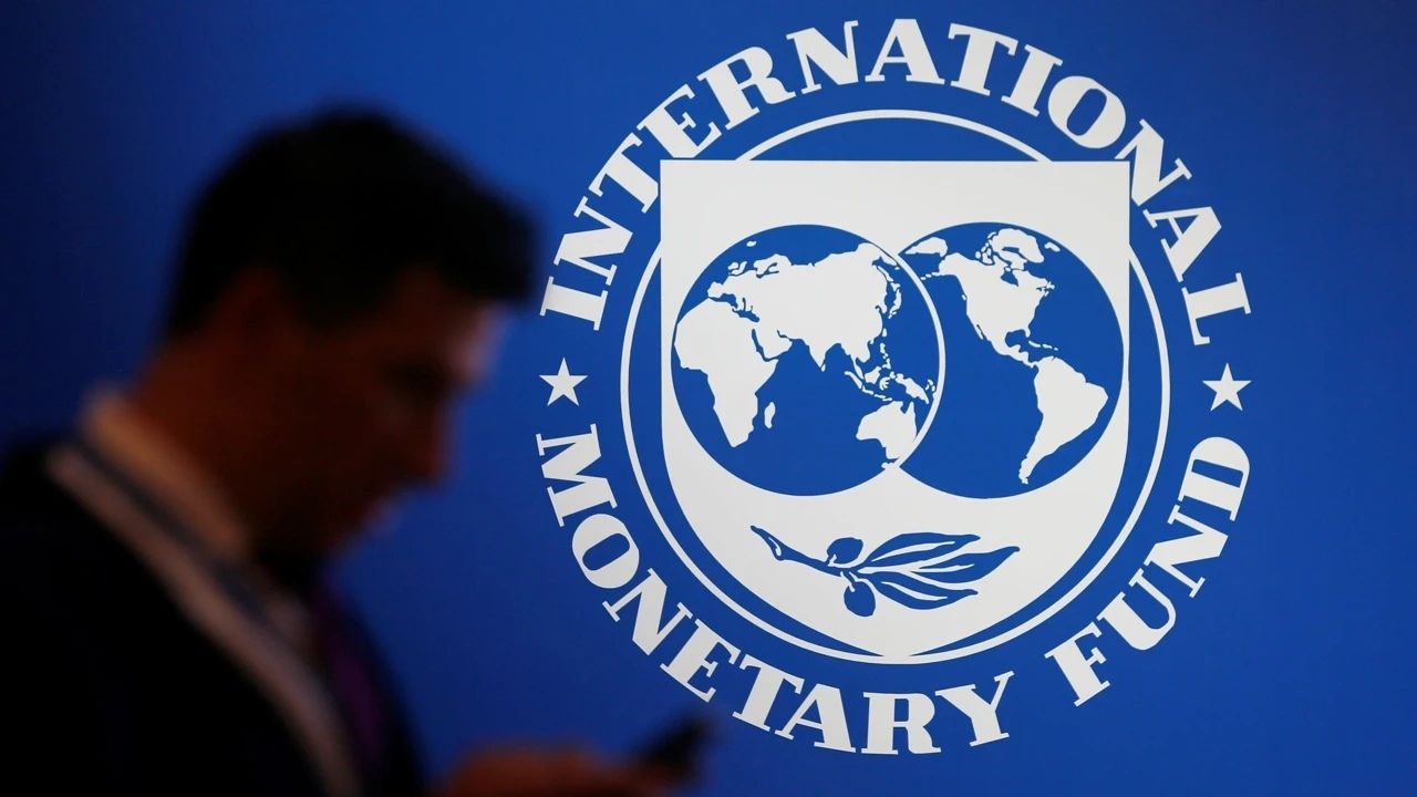 IMF Küresel Büyüme Tahminini Yükseltti, Türkiye İçin Beklenti Değişti