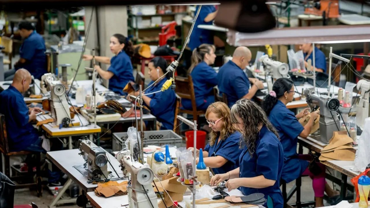 Tekstil Devi 7 Fabrikasını Kapattı, 5 Bin Kişi İşsiz Kaldı
