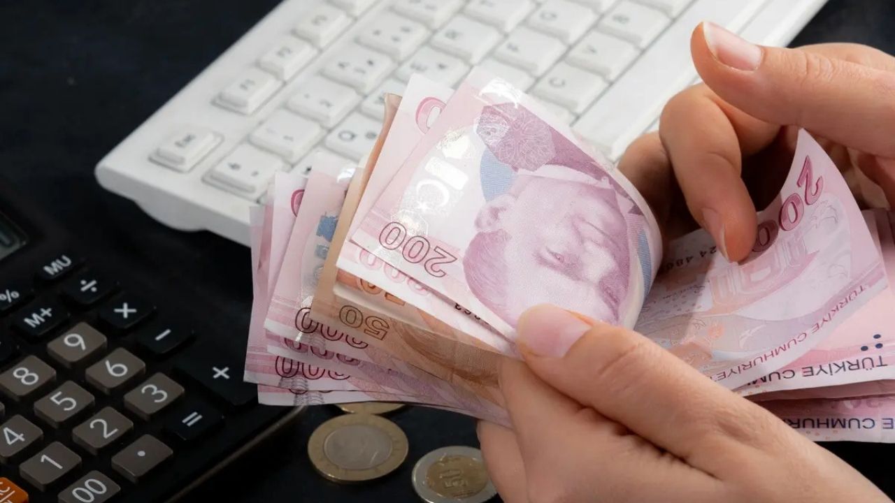 2027 Asgari Ücrette En Güçlü Senaryo: Zam Yüzde 30 Olabilir