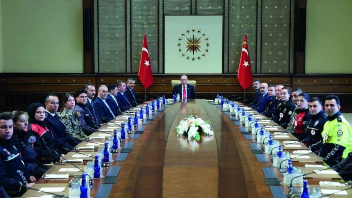 Erdoğan’dan güvenlik ve dış politika mesajı: “Türkiye bölgesinde güvenli liman konumunda”