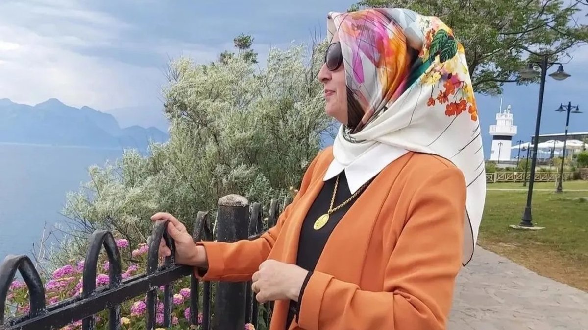 Öğrencilerine Siper Olan Ayla Öğretmenin Ölümündeki Kahreden Detaylar: 6 Kurşunla Vuruldu