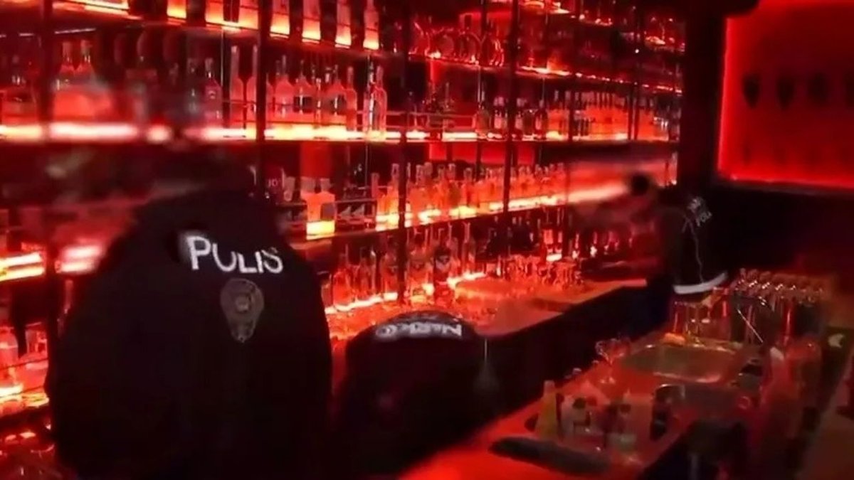 Kadıköy'de Uyuşturucu Ticareti Operasyonu: 12 Mekana Baskın, 107 Gözaltı