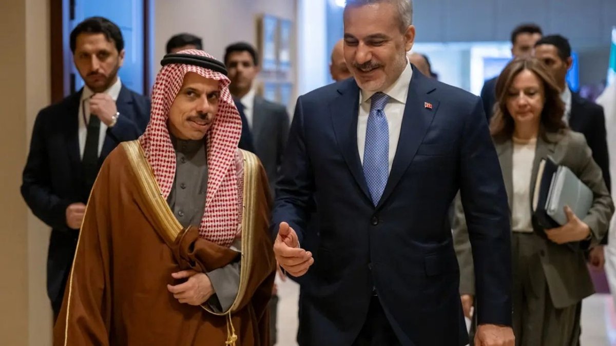 Türkiye ve Suudi Arabistan’dan Tarihi Adım: Vize Muafiyeti Resmen Başladı