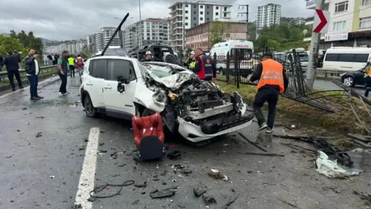 Rize’de Feci Trafik Kazası: 1 Ölü, 7 Yaralı
