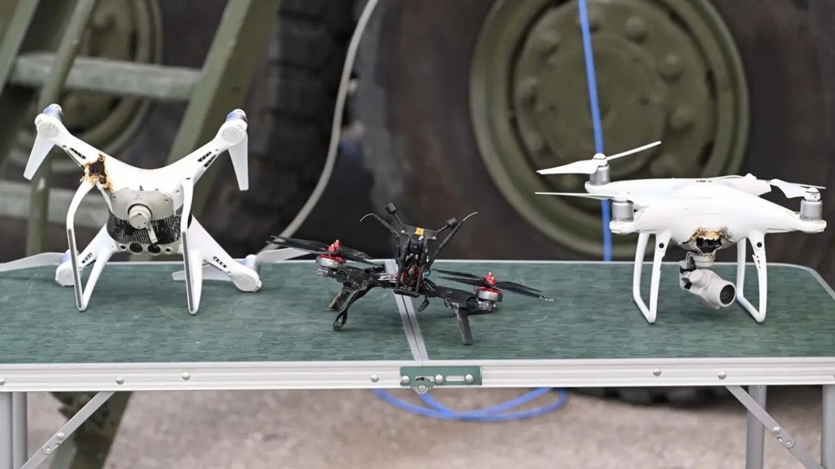 ASELSAN’dan ÇELİKKUBBE Gövde Gösterisi: İHA Avcıları Sürü Dronları Saniyeler İçinde Vurdu