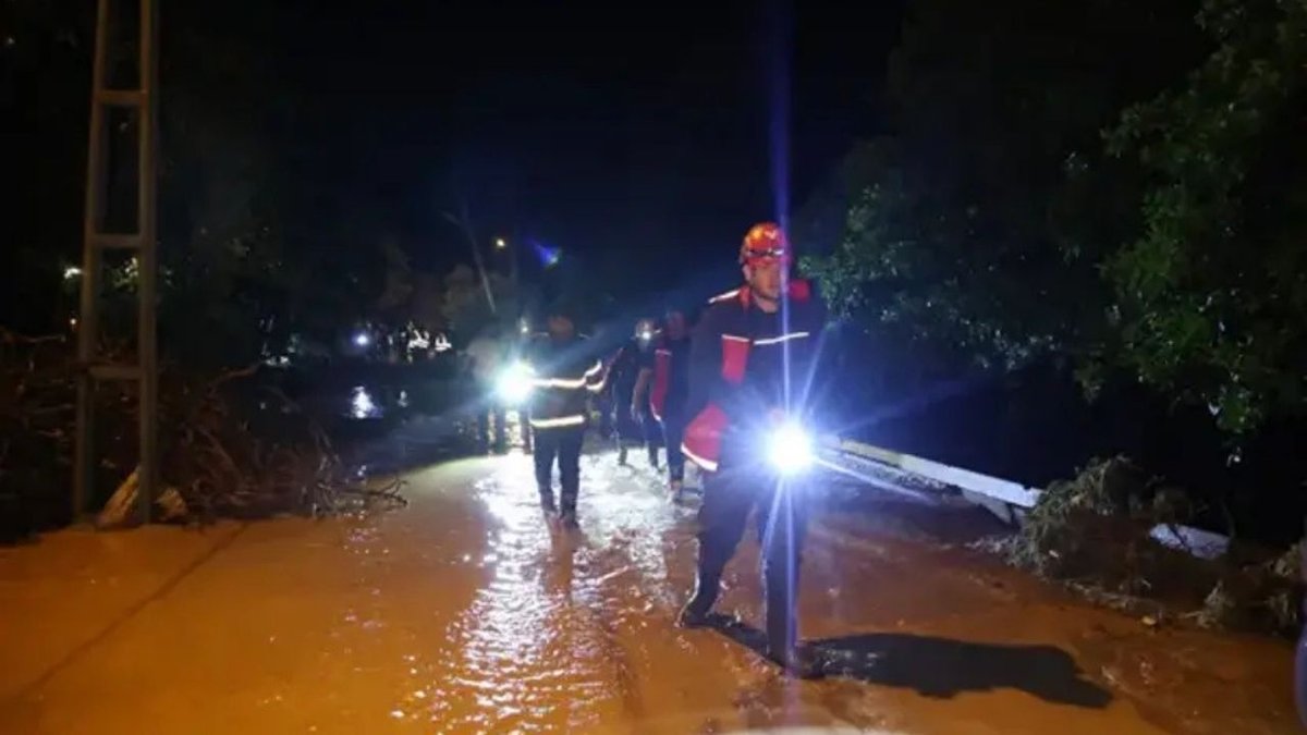 Adana'da Sel Felaketi: 1 Ölü, 1 Yaralı; "Her Şey Bir Saatte Oldu"