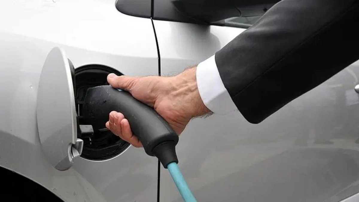 Elektrikli Araçlara İlgi Artıyor: MASFED’ten Şarj Altyapısı Uyarısı