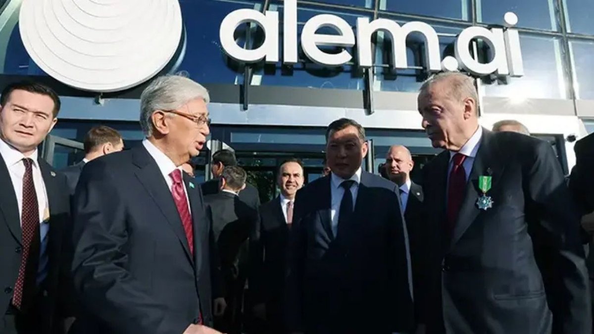 Erdoğan Astana’da Teknoloji Zirvesinde: Yapay Zeka Merkezi’ni Ziyaret Etti