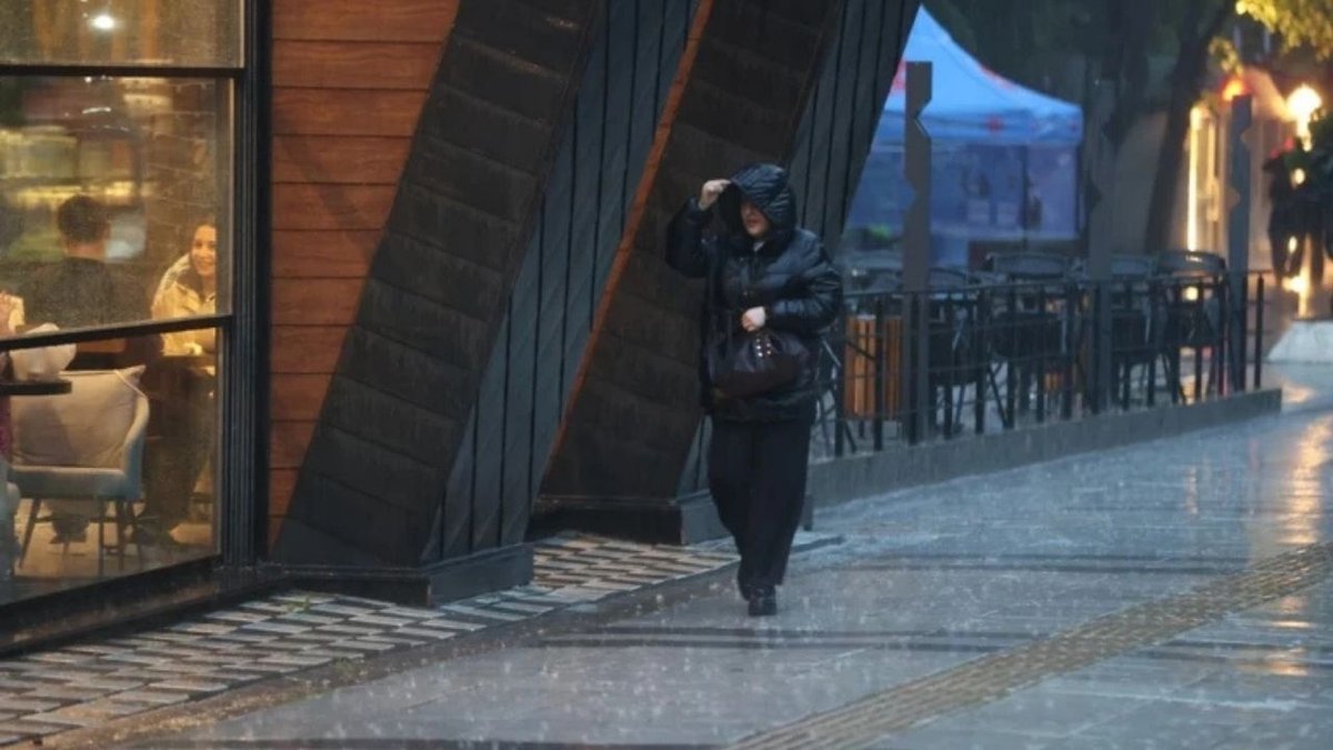 Yeni Haftada Hava Durumu: Bölge Bölge Yağış Uyarısı ve Sıcaklık Tahminleri