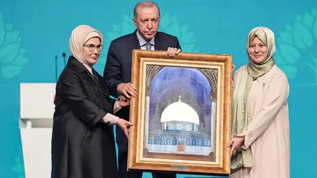 Cumhurbaşkanı Erdoğan: Gençlerimizi İkbal Kavgalarına Meze Yaptırmayacağız
