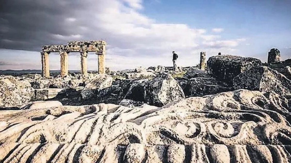 Vadilerde Saklı Olan Gizemli Hazine: Blaundos Antik Şehri