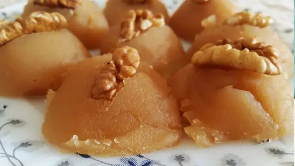 Tahinli Un Helvası Tarifiyle Geleneksel Lezzete Farklı Dokunuş