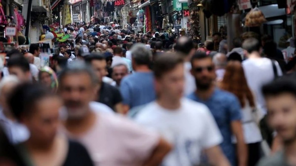 TÜİK Raporu: Şubat Ayında Ücretli Çalışan Sayısı Artış Gösterdi