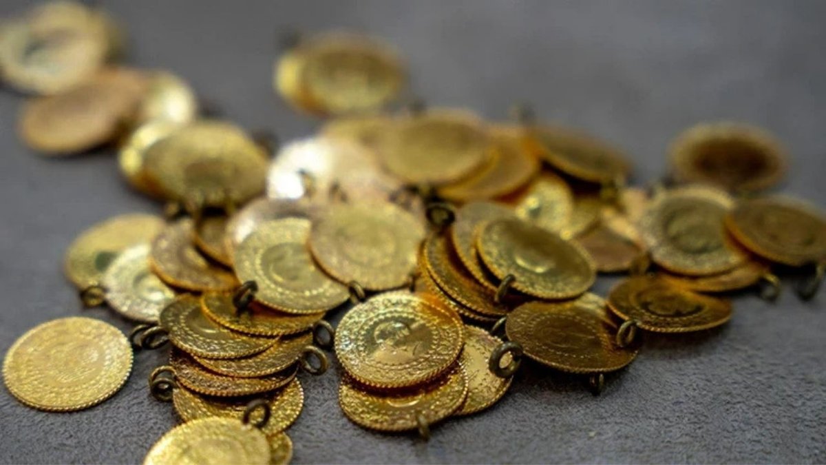 Güçlenen Dolar Ve Faiz Baskısı Altın Fiyatlarını Vurdu! Altın Yeniden Yükselecek Mi? Uzman İsim Tarih Verdi