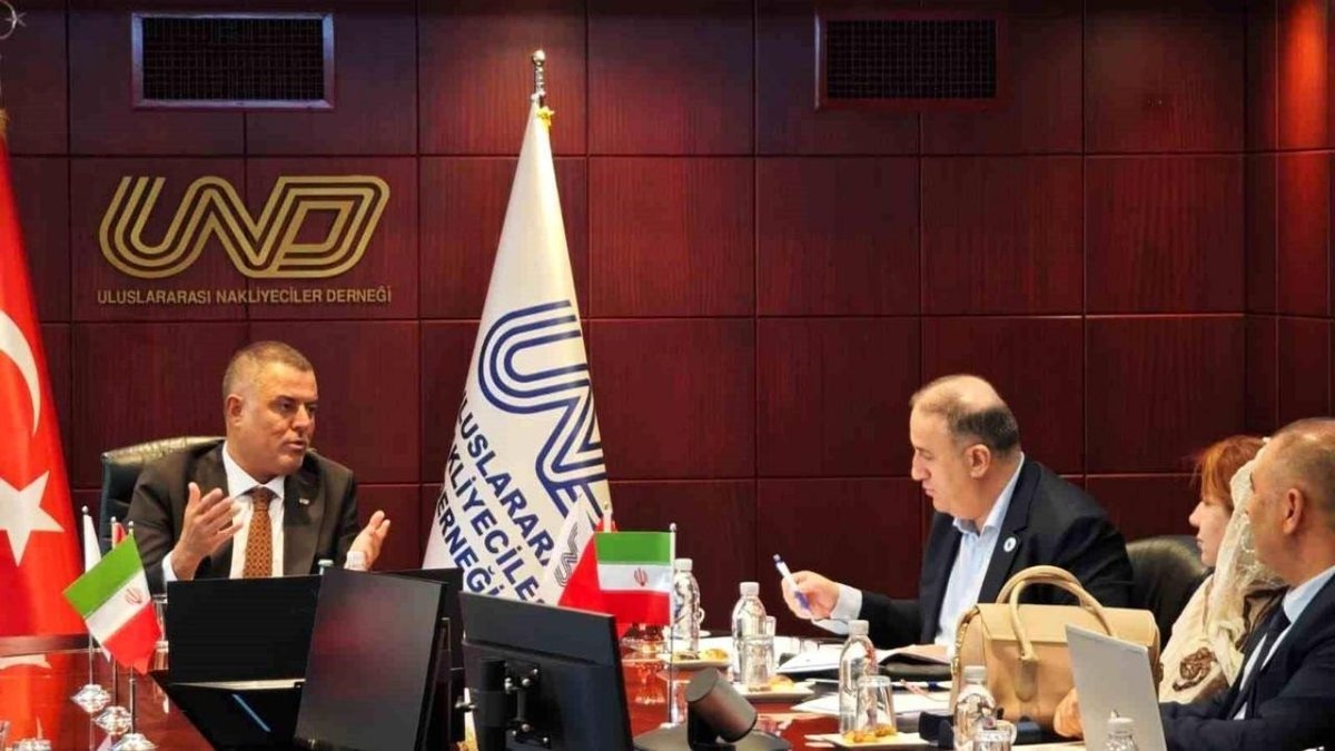 UND İran Sınırında Bekleme Süreleri İçin Acil Çözüm Çağrısı Yaptı