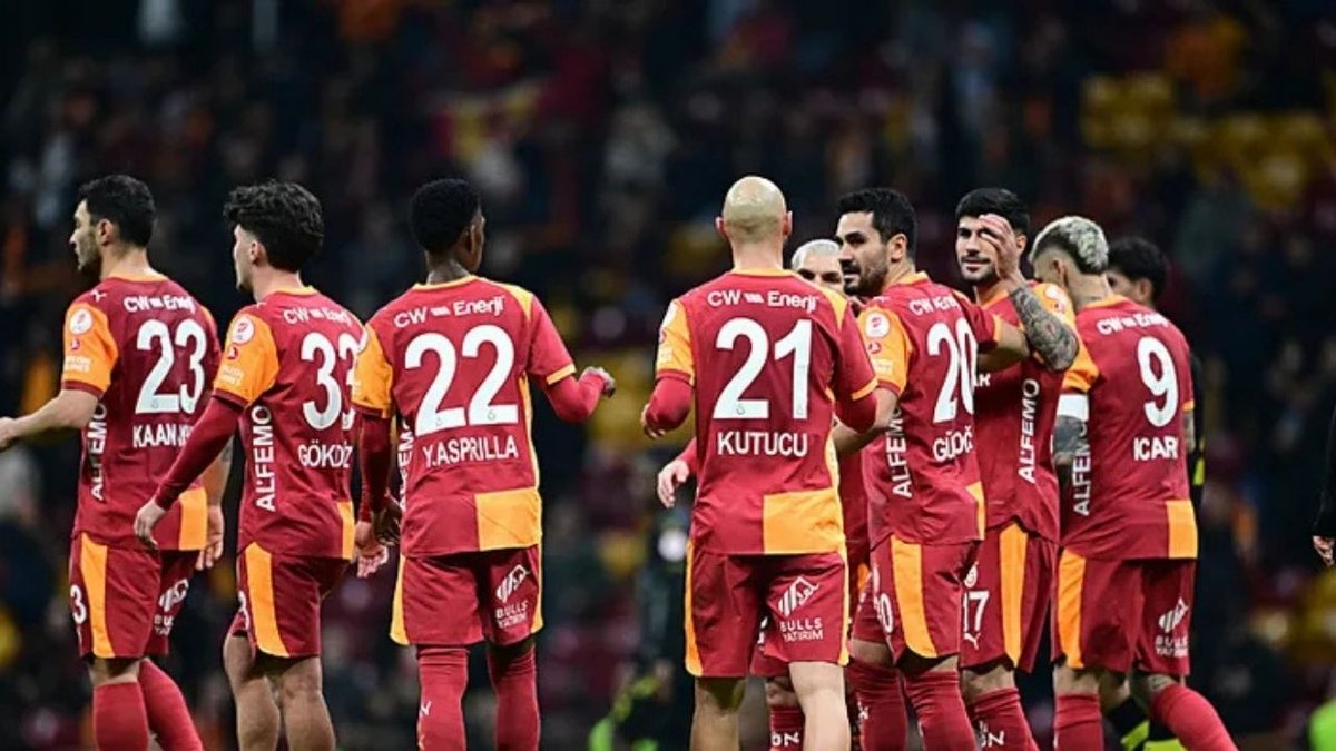 Galatasaray, Rize'de Dış Sahada Mücadele Ediyor