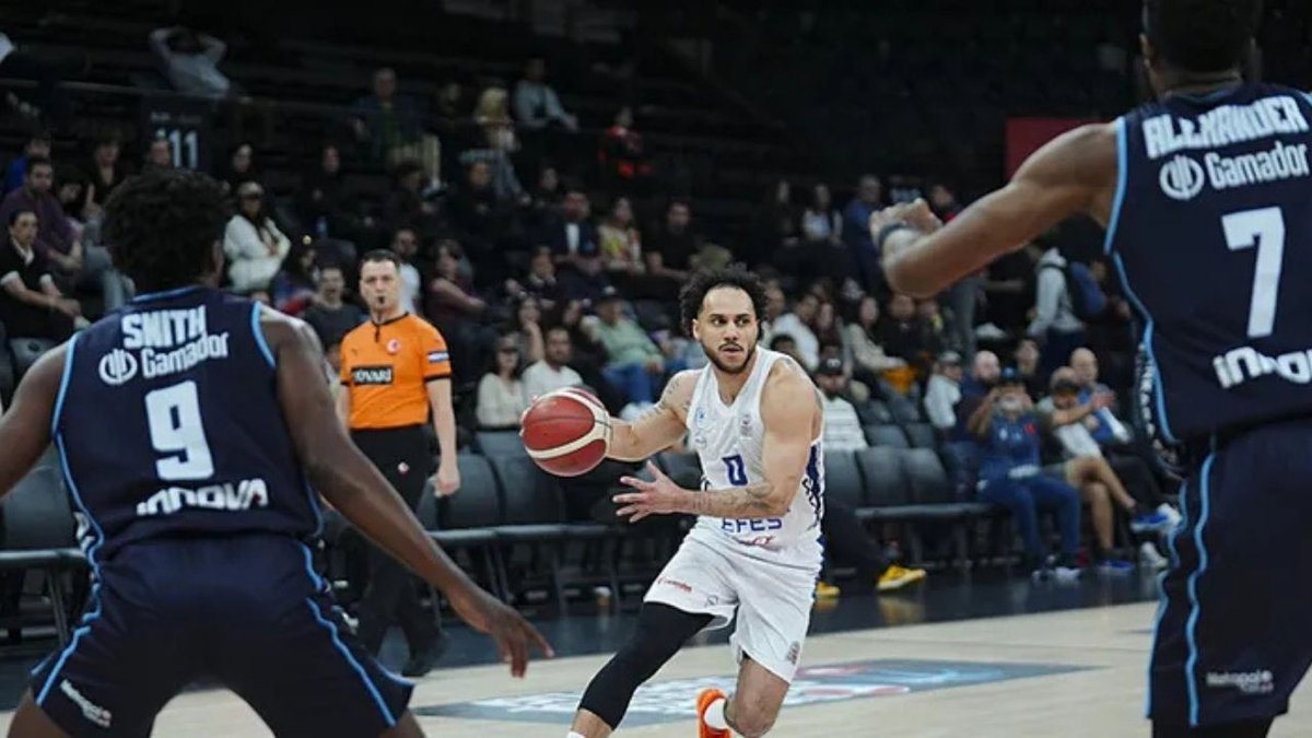 Anadolu Efes, Türk Telekom Basketbol Ekibini 101-91 Yenerek Kazandı