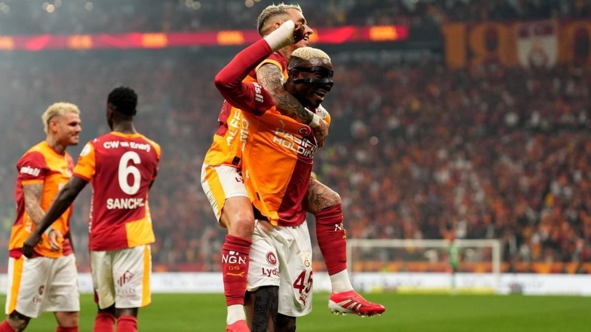 Galatasaray 3 Puanlı Düzenin Zirvesinde: Süper Lig'e Etki Etti