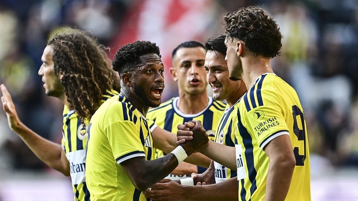 Fenerbahçe Hazırlık Maçında Admira Wacker'i Farklı Geçti