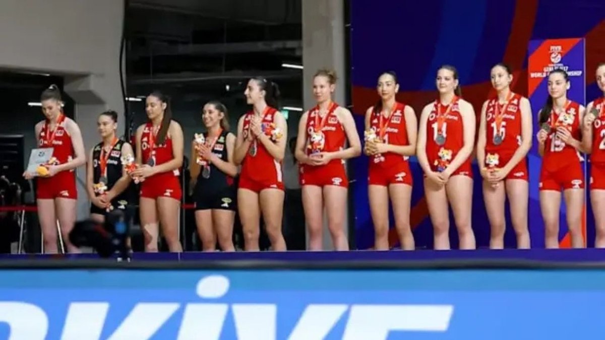 Türkiye U17 Kadın Voleybol Takımı Dünya İkincisi Oldu