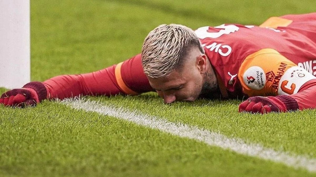 Mauro Icardi Kulüpsüz Kaldı: Yıldız Golcü Yeni Takımını Arıyor