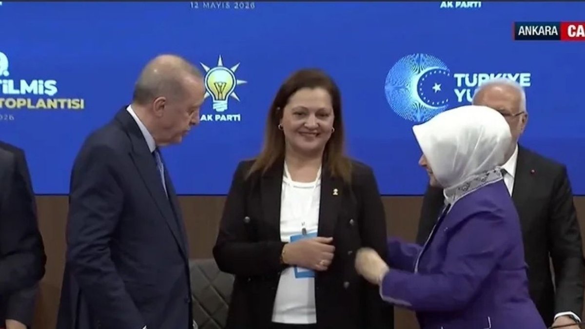 Burcu Köksal AK Parti Üyeliğine Geçti: “Afyonkarahisar İçin Yeni Bir Süreç Başlıyor”