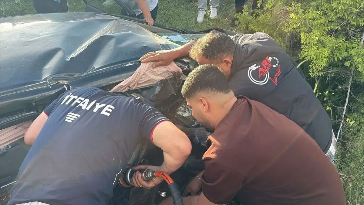 Adıyaman’da Feci Kaza: Anne ve 2 Çocuk Hayatını Kaybetti, 4 Kişi Yaralandı