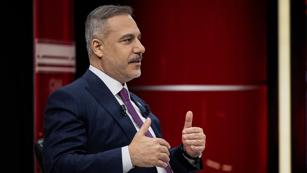 Hakan Fidan’dan Özgür Özel’in Yazısına Sert Yorum Ciddiye Alınmıyor Açıklaması Gündem Oldu