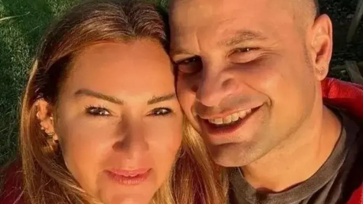 Pınar Altuğ Ve Yağmur Atacan’ın Çorap Diyaloğu Sosyal Medyayı İkiye Böldü