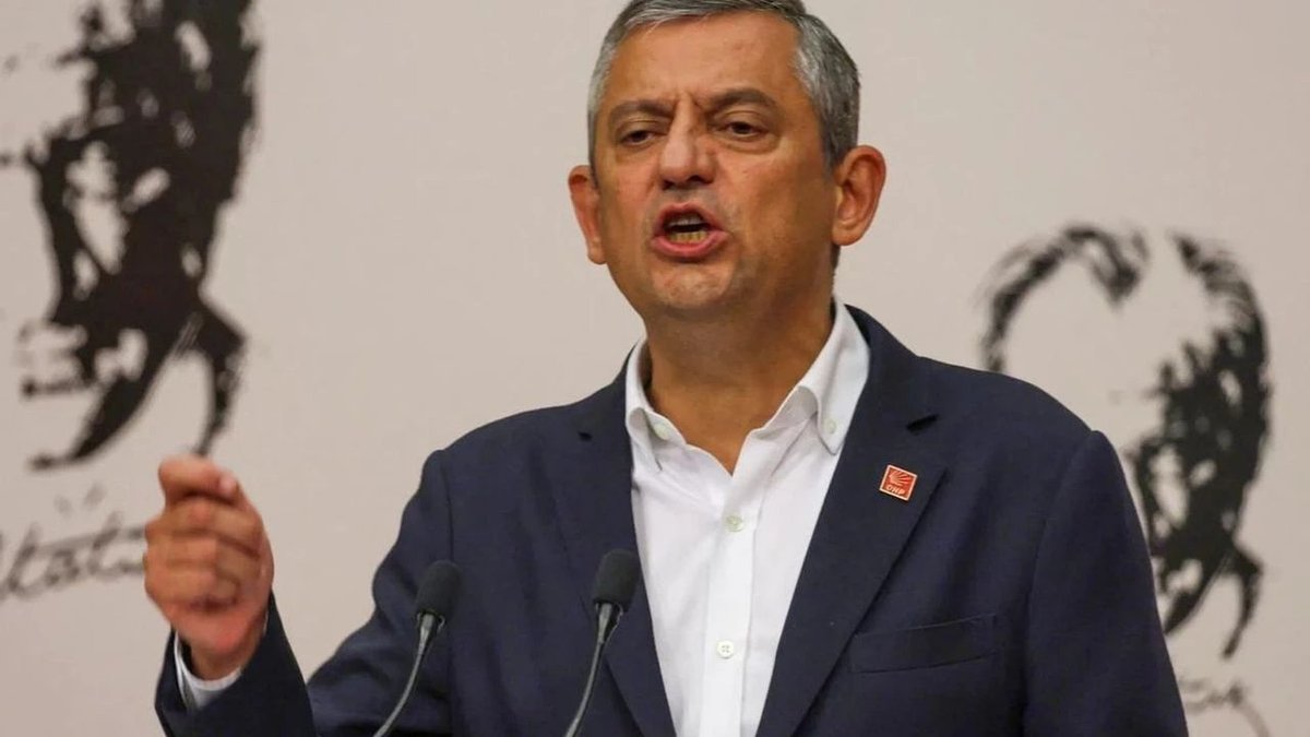 Özgür Özel’den Siyasi Gündemi Sarsan Açıklamalar Yeni Parti İddiaları Büyüyor