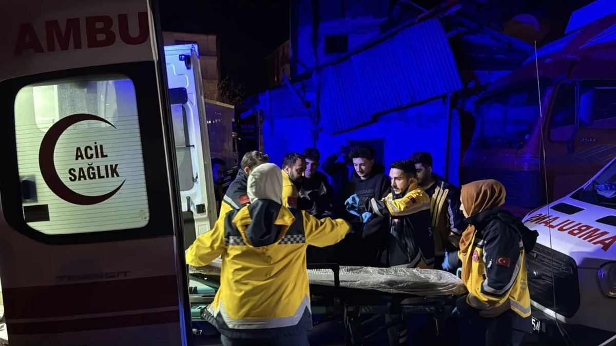 Muğla’da Yolcu Otobüsü Ve Tır Çarpıştı: 4 Kişi Hayatını Kaybetti, 17 Kişi Yaralandı