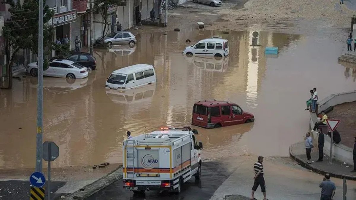 Meteorolojiden 26 İl İçin Sarı Ve Turuncu Kodlu Kuvvetli Yağış Uyarısı