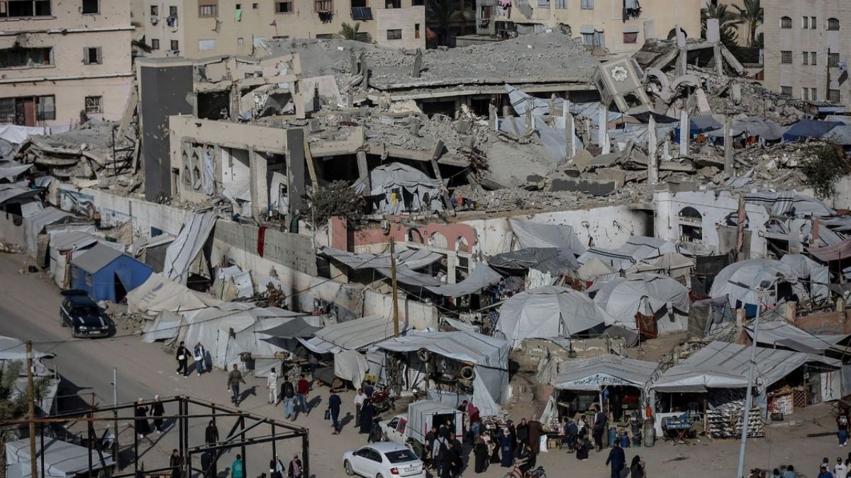 Gazze'deki İsrail Saldırıları: Can Kaybı 72 Bin 549'a Yükseldi