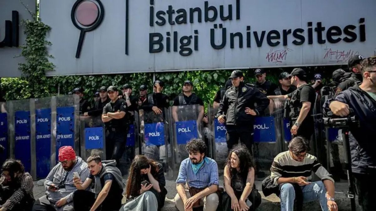 Erdoğan’dan Geri Adım: Kapatılan Bilgi Üniversitesi İçin Yeni Karar, Kampüsler Yeniden Açıldı