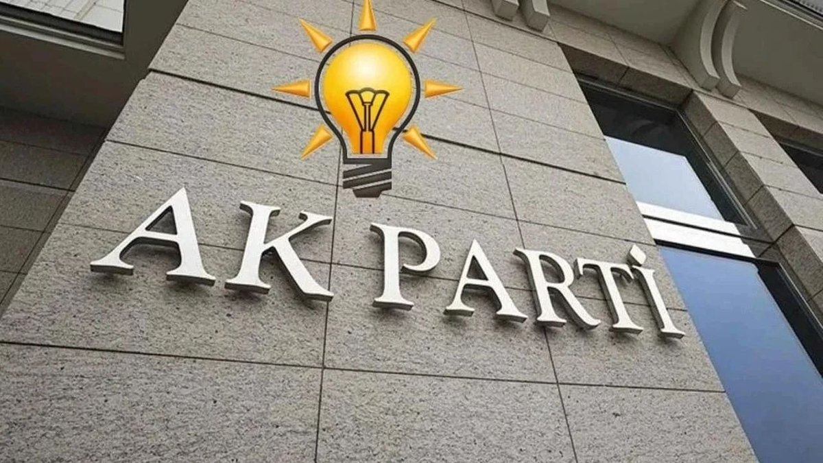 AK Parti Diyarbakır Teşkilatında Deprem: İl Başkanının Ardından İlk İstifa Geldi