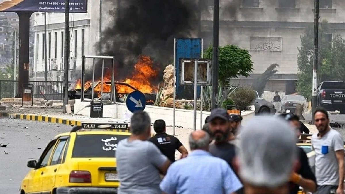 Şam’da minibüse bombalı saldırı: Patlamada yaralılar olduğu bildirildi