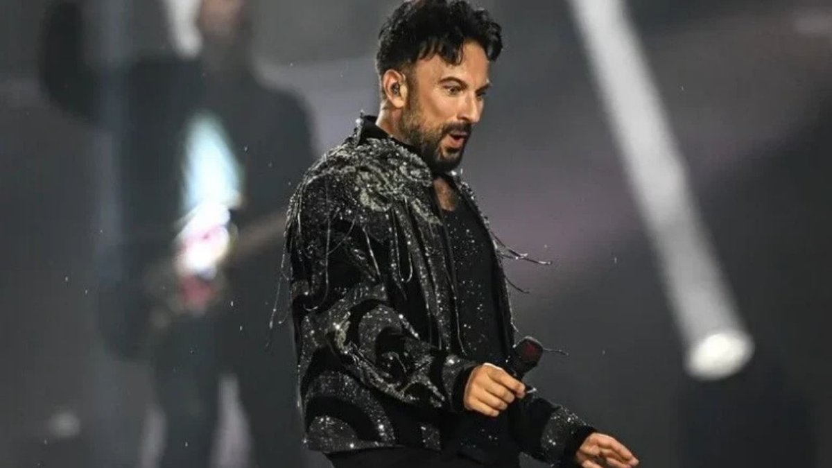 Füze Tehdidi Altındaki Abu Dabi’de Tarkan’dan Büyük Konser
