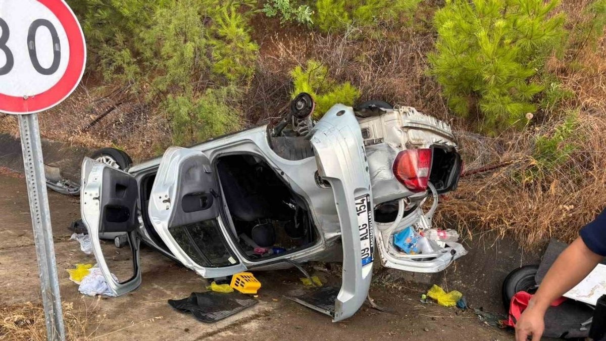 Aydın’da Feci Kaza: Şarampole Yuvarlanan Araçta 1 Kişi Hayatını Kaybetti