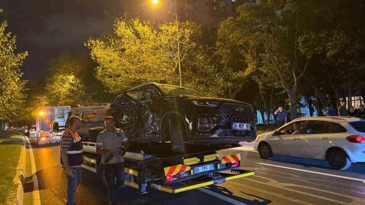 Bakırköy Sahil Yolunda Feci Kaza: 3 Yaralı