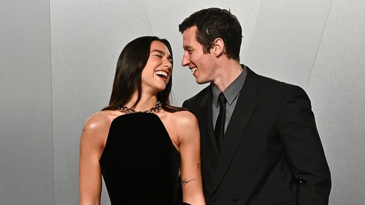 Dua Lipa ve Callum Turner Evlendi: Londra’da Sade Nikâh, İtalya’da Görkemli Düğün Hazırlığı