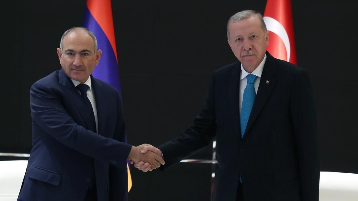 Cumhurbaşkanı Erdoğan, Ermenistan Başbakanı Paşinyan ile Görüştü: İkili İlişkiler ve Bölgesel Konular Masada
