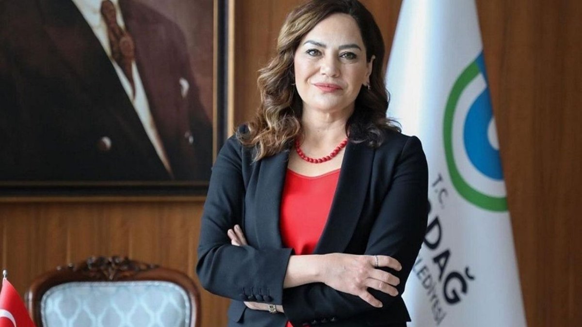 Tekirdağ Büyükşehir Belediye Başkanı Candan Yüceer CHP’den İstifa Etti